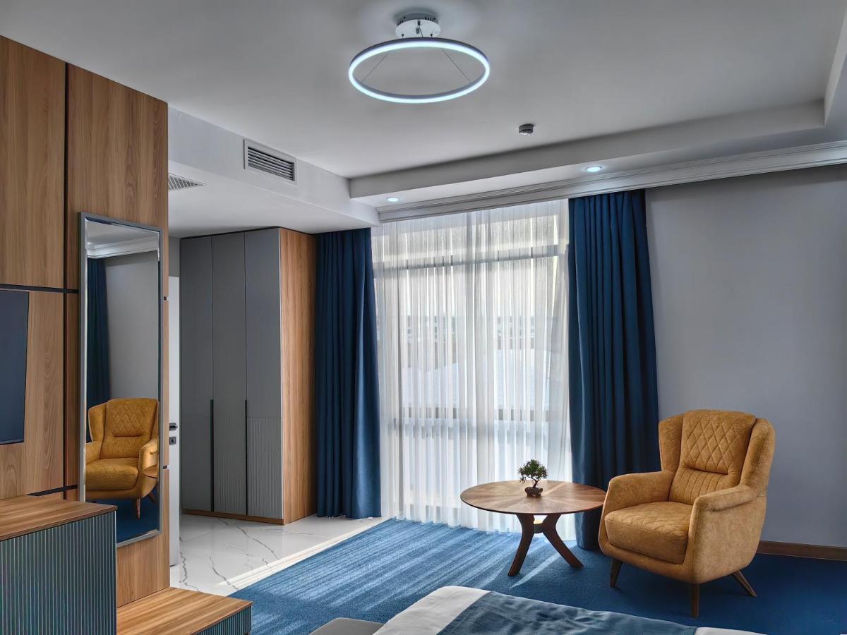 Shymkent Park Hotel Zewnętrze zdjęcie